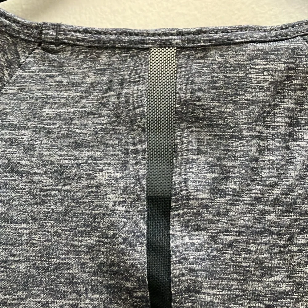 NIKE PRO HYPERCOOL Long-sleeve Mesh Tops Women’s Size S Dark Gray Training